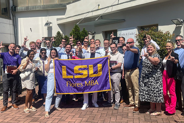 EMBA students pose for a photo during a Global Immersion trip.